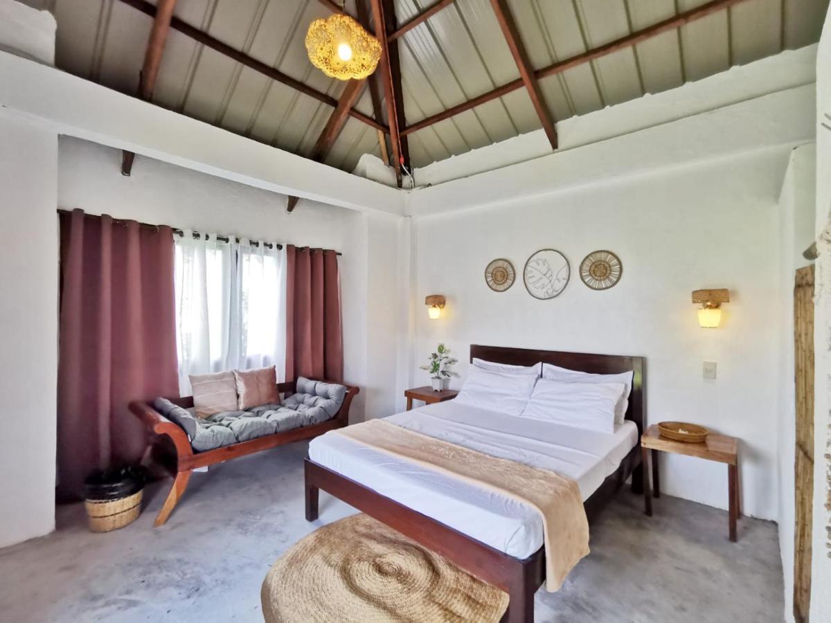 Yas Villas Homestay General Luna  Eksteriør billede